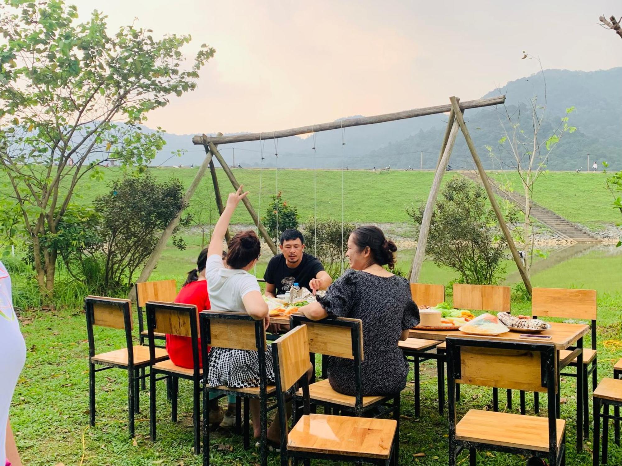 Chu Thien Homestay And Camping Hanoï Extérieur photo